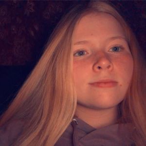 Meet your Posher, Desiree